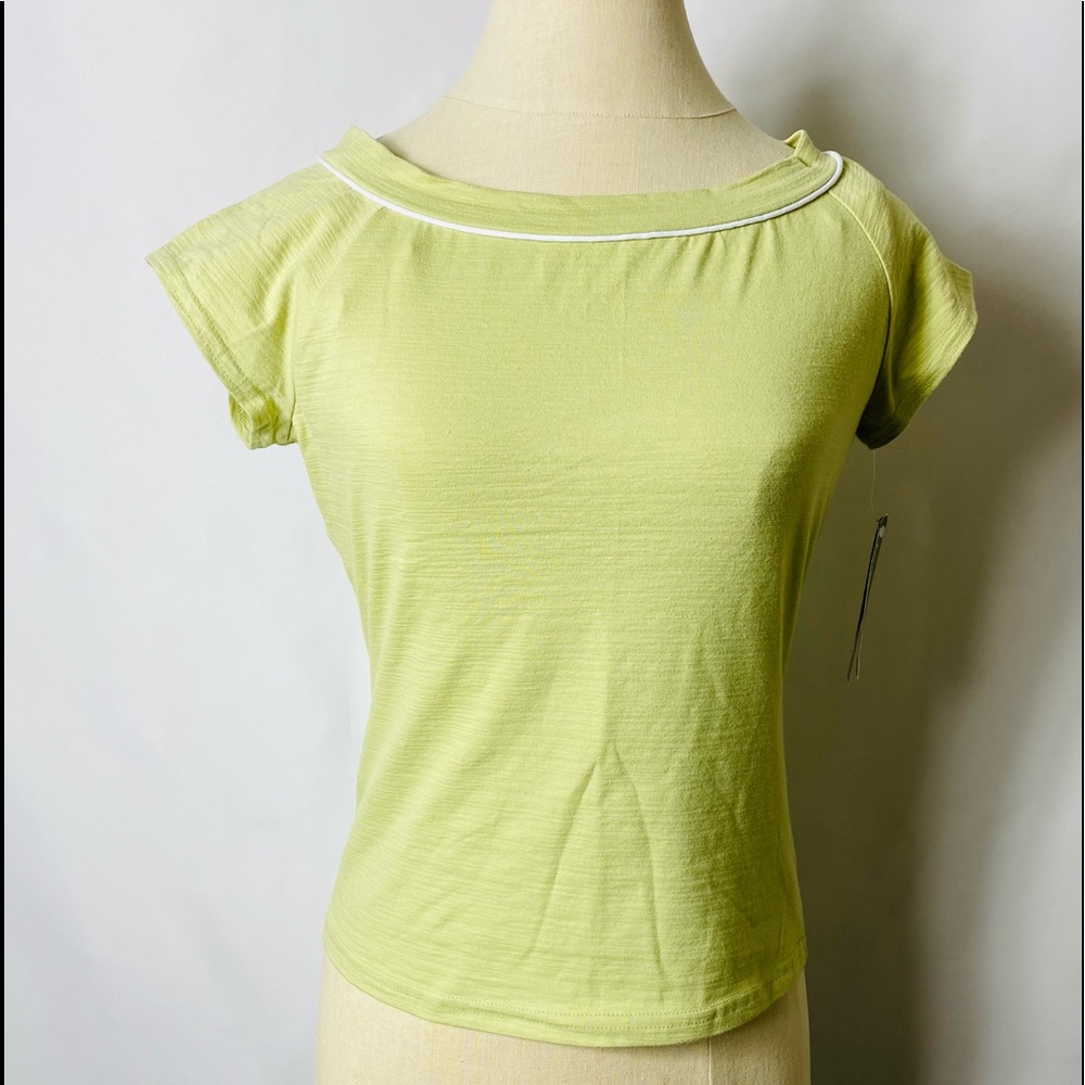NWT BYERWEAR STRETCH woman’s TOP SIZE M PISTACHIO GREEN